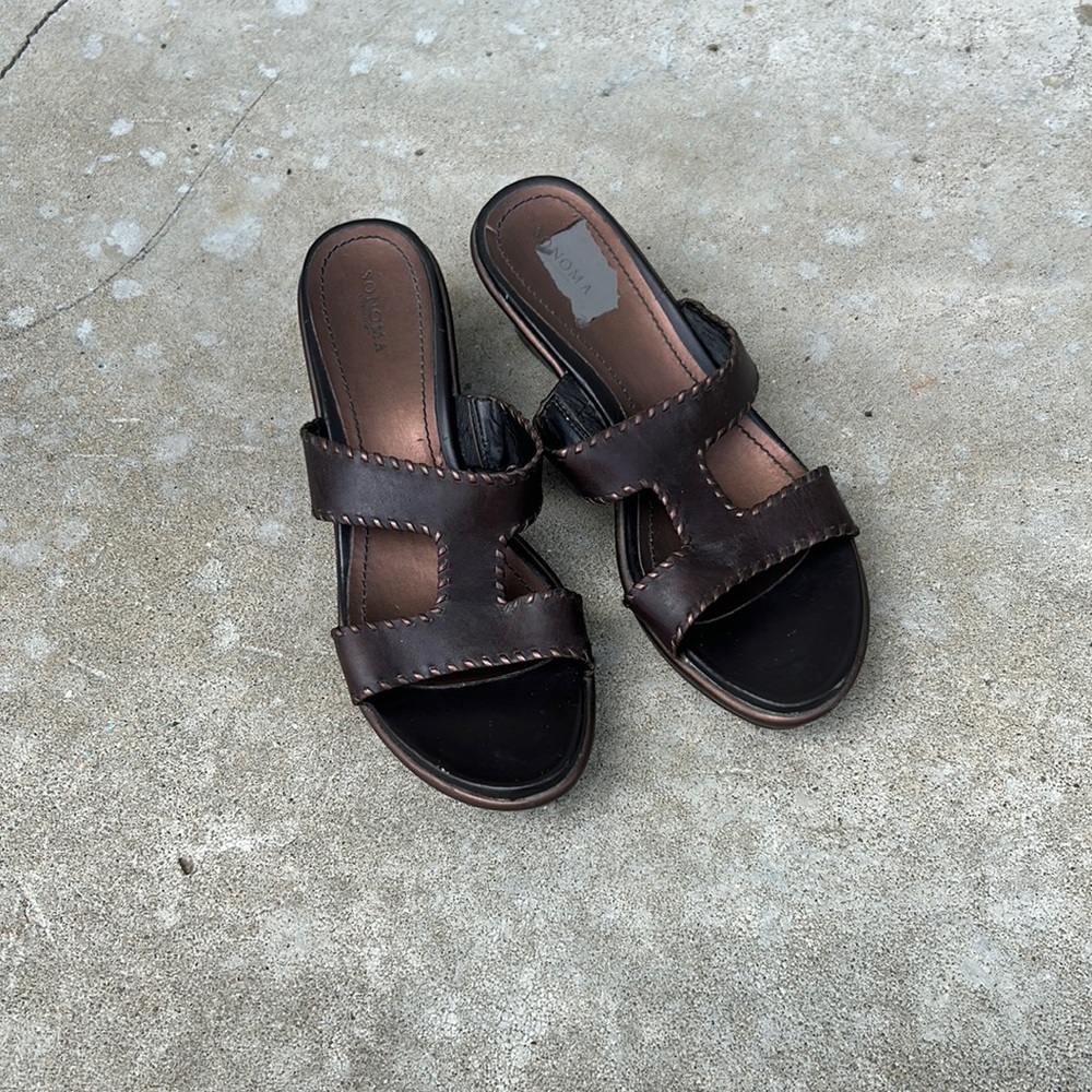Sonoma Brown Sandals size 8 1/2